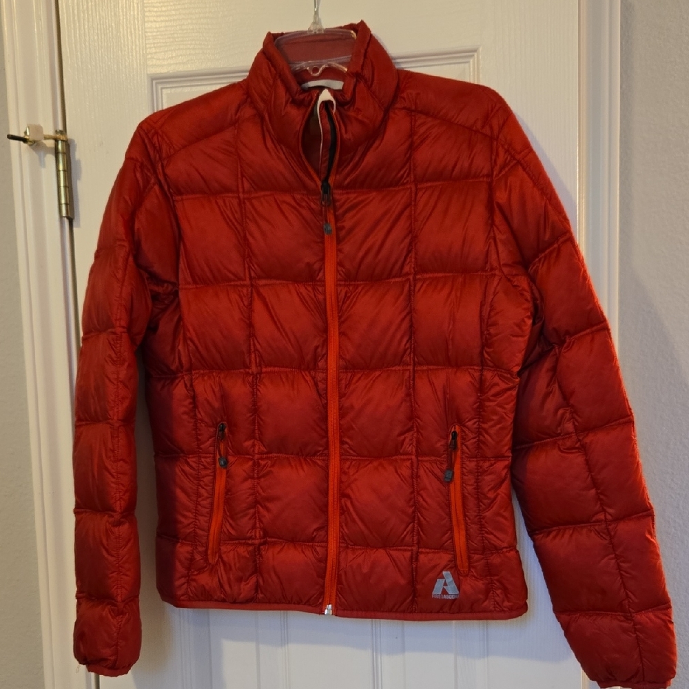 Eddie Bauer First Ascent Down Jacket